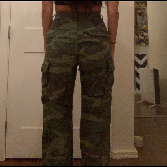 Tan Camo pants - Picture 2 of 3